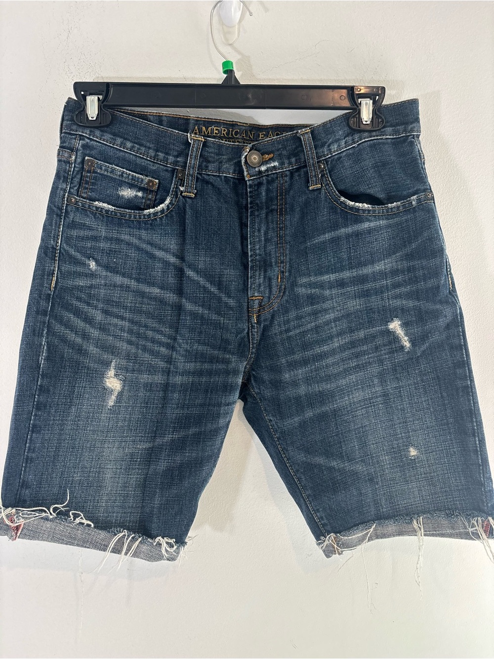 American Eagle Airflex + 9 Denim Shorts Men size 32 Distressed Casual Summer